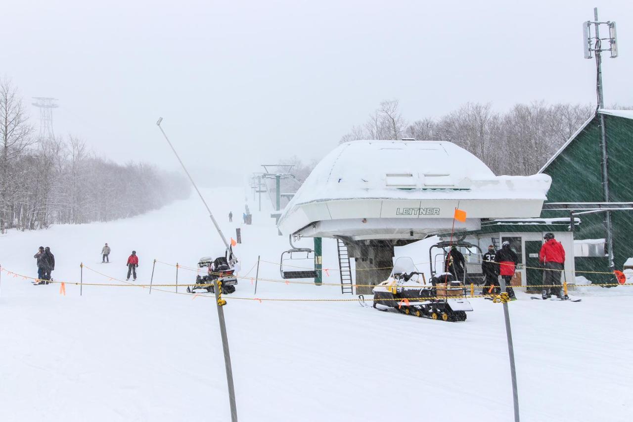 Jay Peak Getaway On Trout River Montgomery المظهر الخارجي الصورة